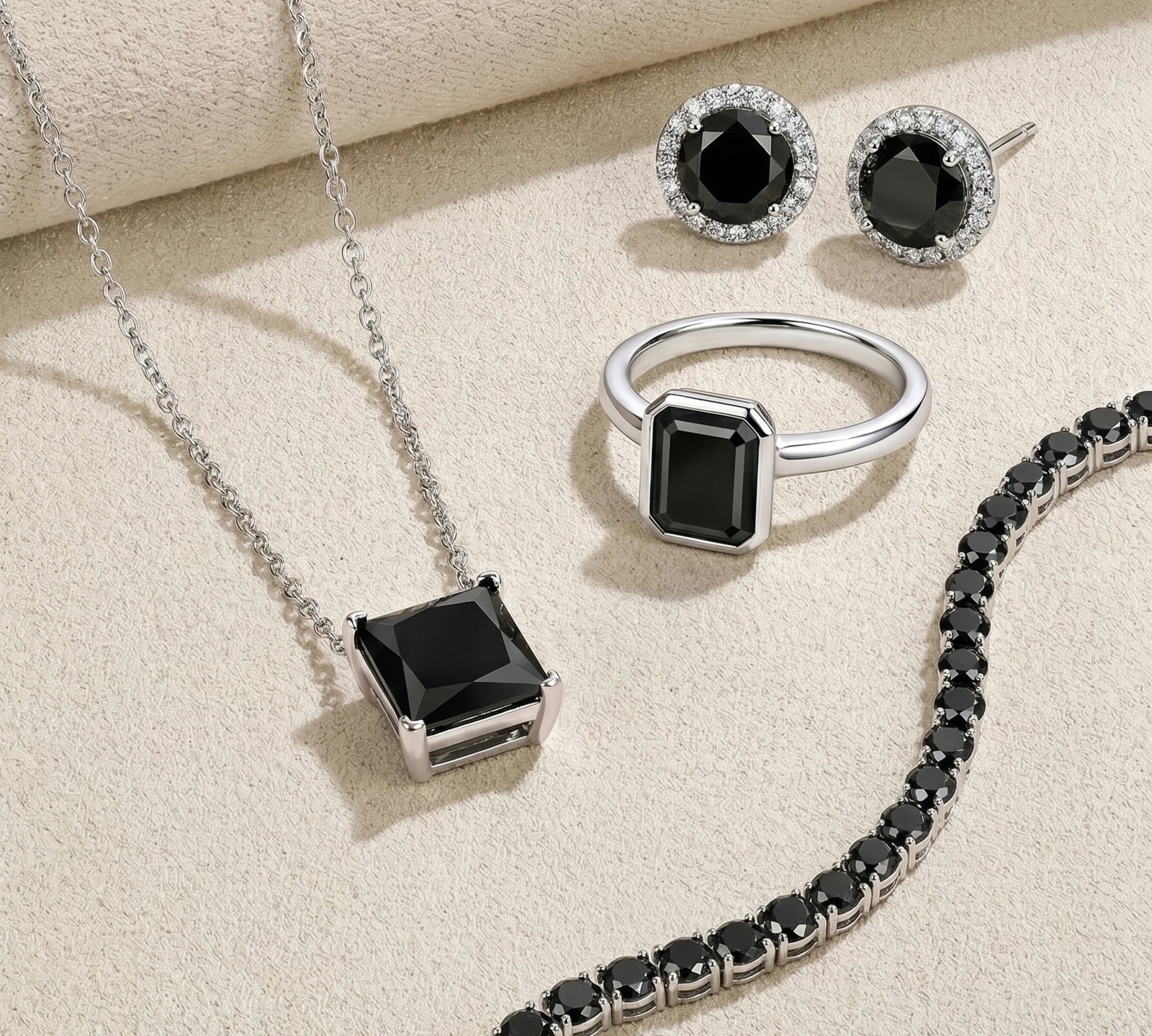 Black Lab-Grown Diamonds: The Bold Jewelry Trend Taking Over 2026