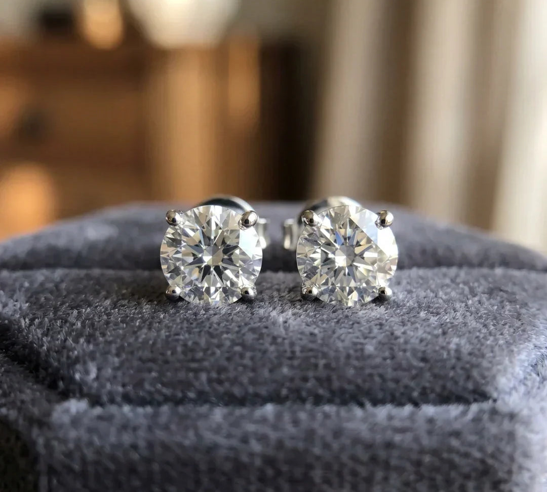 The Complete Guide: Stud Earring