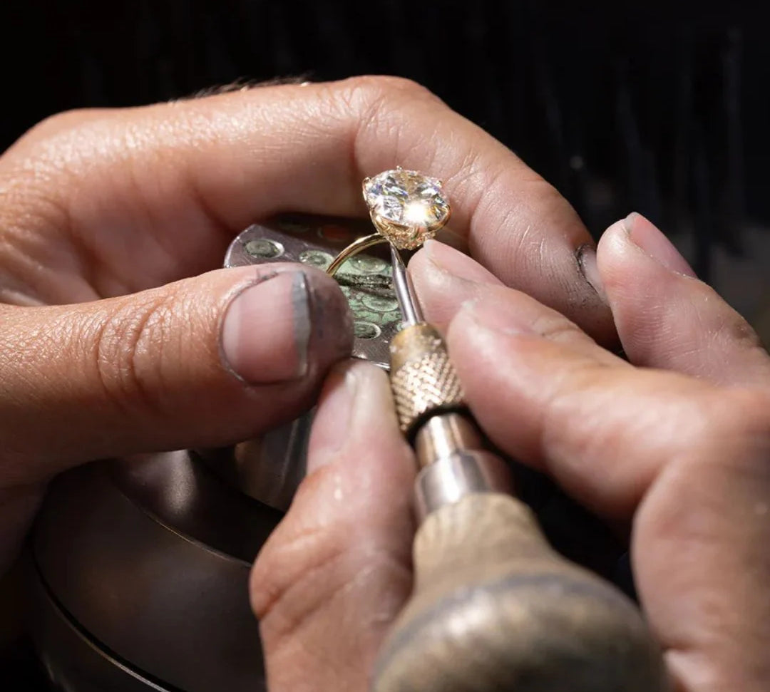 Guide to Free Custom Diamond Jewelry at Gemone Diamond