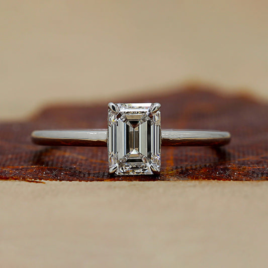1 Ct Emerald Shape Lab Grown Diamond Solitaire Ring