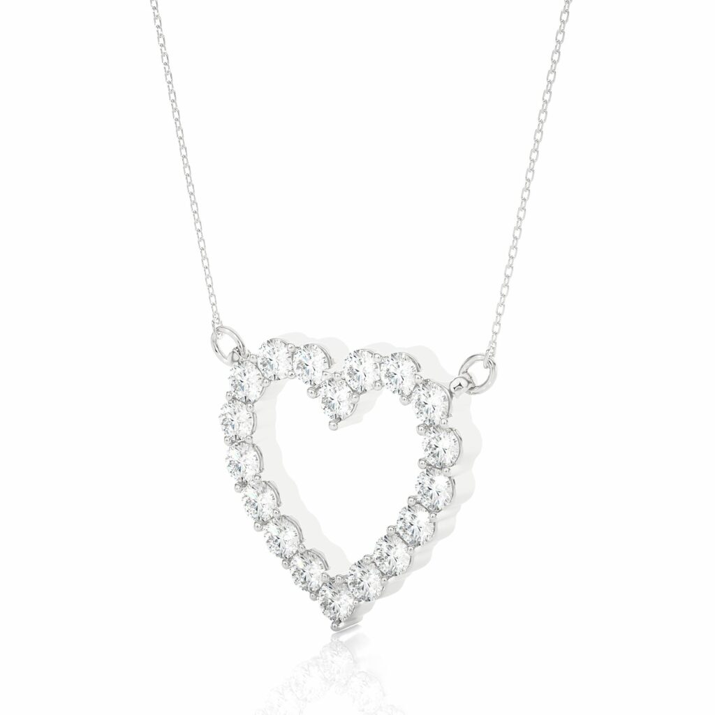 0.50 Ct Round Cut Prong Setting Diamond Heart Shaped Necklace In White Gold