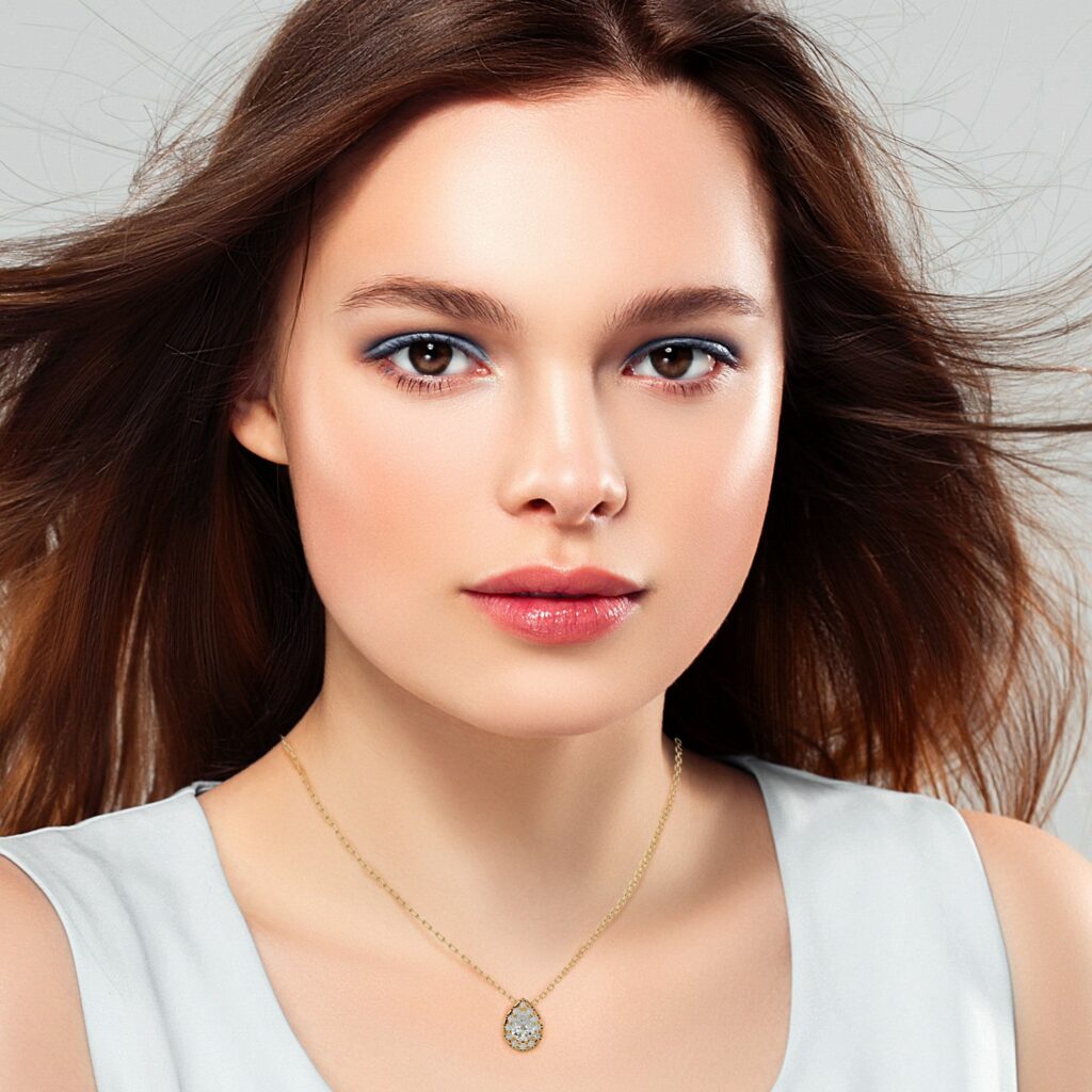 0.27 Ct Pear Shaped Halo Lab Diamond Pendant In Yellow Gold